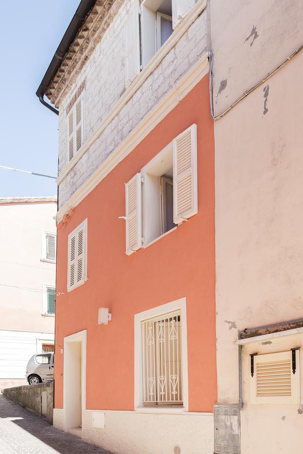 S186 - Sirolo, meraviglioso cielo-terra in centro storico Esterno foto